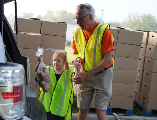 Central Illinois Foodbank feeds nearly 600 families in September Distribution